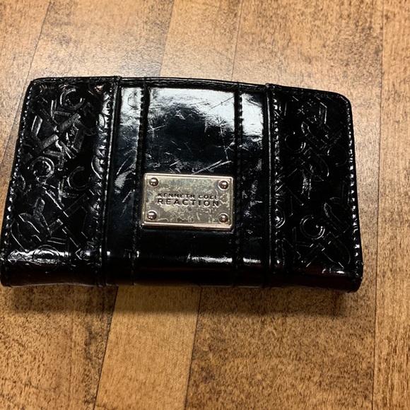 Black Leather Kenneth Cole Reaction Credit Card Wallet - Picture 1 of 4